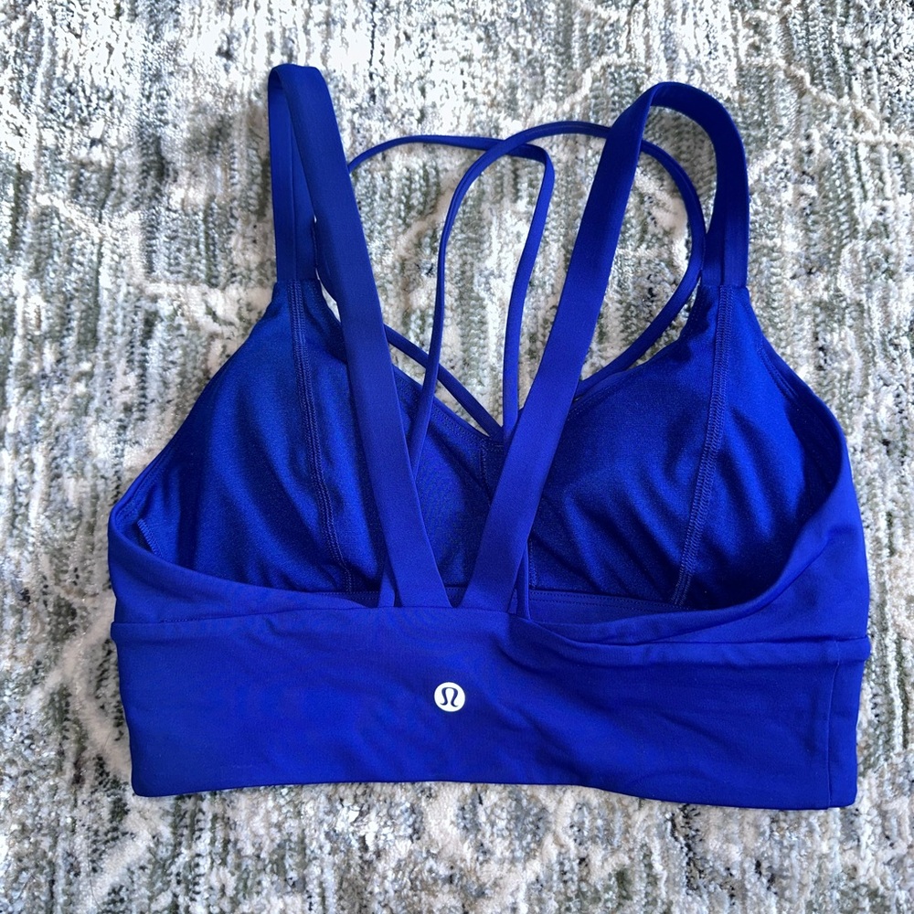 Lululemon pushing limits sports bra